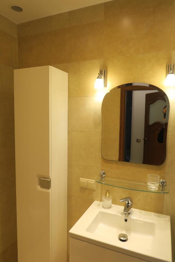 Apartament Geneva Warschau Buitenkant foto