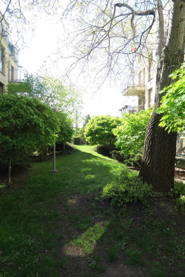 Apartament Geneva Warschau Buitenkant foto